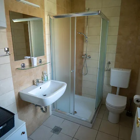 48 Nika, Terme Catez Čatež ob Savi