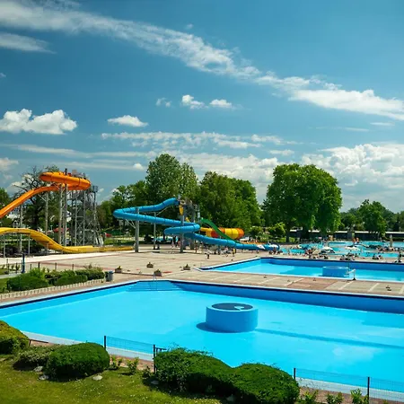 Apartman 48 Nika, Terme Catez